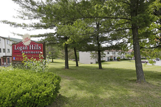 Logan Hills Apartments in Altoona, PA - Foto de edificio - Building Photo