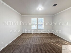 706 Biloxi Dr in Ennis, TX - Building Photo - Building Photo