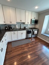 116 Chelsea Way, Unit 116 Chelsea in Bridgewater, NJ - Building Photo - Building Photo