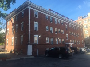 Platos Court on Whitney in New Haven, CT - Building Photo - Building Photo