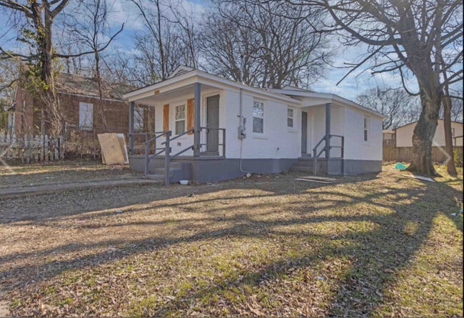 111 W Dison Ave in Memphis, TN - Building Photo - Building Photo