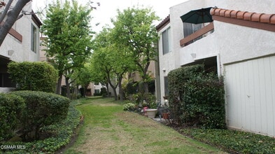 1754 Sinaloa Rd in Simi Valley, CA - Building Photo - Building Photo