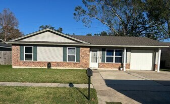 1534 Delta Dr in La Place, LA - Building Photo