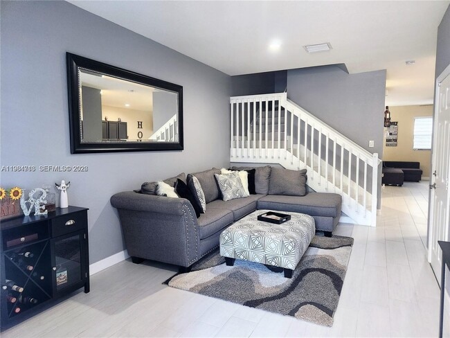 11887 SW 150th Pl in Miami, FL - Building Photo - Building Photo