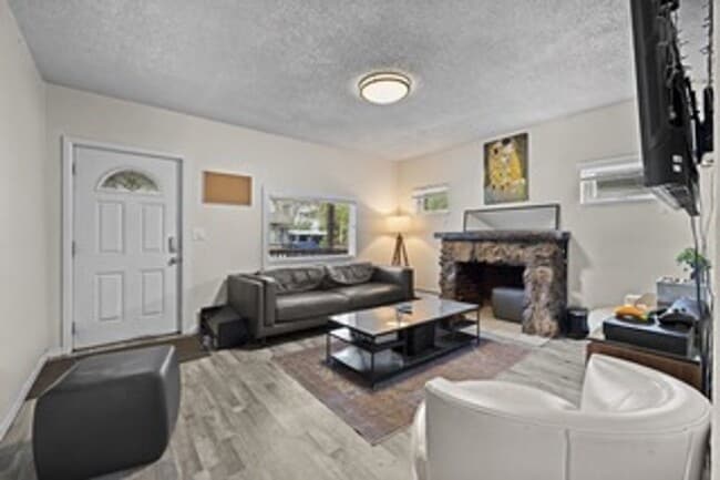 2235 Walnut St in Boulder, CO - Building Photo - Building Photo