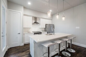 770 N Plano Rd, Unit 303 in Richardson, TX - Building Photo - Building Photo