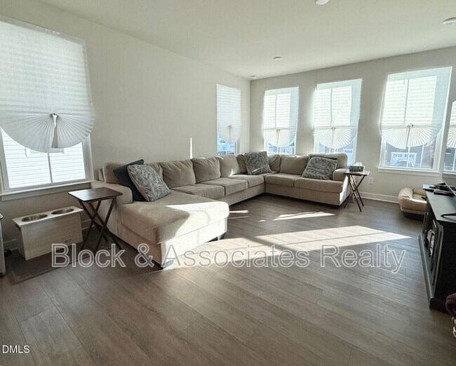 1362 Chowan Ave in Durham, NC - Building Photo - Building Photo