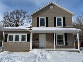 38-42-42 E Xenia Ave in Cedarville, OH - Building Photo