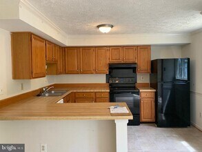 107 Cross Ridge Ct in Stafford, VA - Building Photo - Building Photo