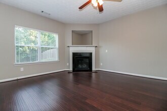 5228 McEver View Dr in Sugar Hill, GA - Building Photo - Building Photo
