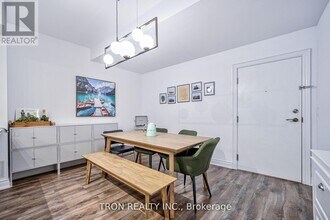 89 S Town Centre Blvd in Markham, ON - Building Photo - Building Photo