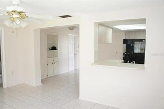 7608 Camelot Rd in Port Richey, FL - Building Photo - Building Photo