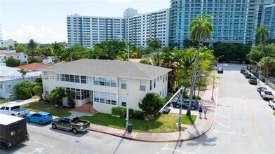 1460 West Ave in Miami Beach, FL - Foto de edificio - Building Photo