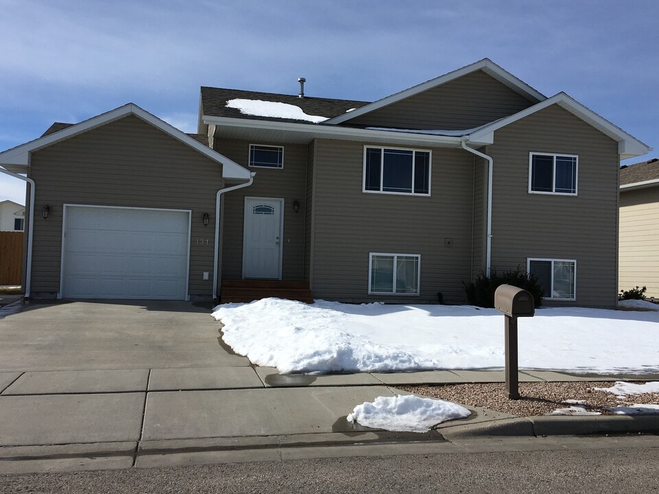 131 Adonia Ln in Rapid City, SD - Building Photo