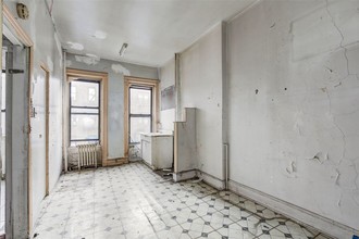 502 W 168th St in New York, NY - Building Photo - Interior Photo