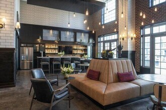 128 Columbus St in Charleston, SC - Building Photo - Building Photo