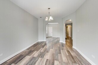 5938 S Indiana Ave in Chicago, IL - Building Photo - Building Photo