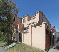 4270 Highland Ave Apartments