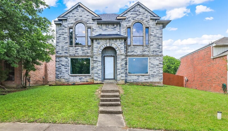 12714 Hilltop Dr in Balch Springs, TX - Foto de edificio