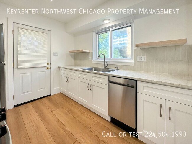 332 N Smith St in Palatine, IL - Building Photo - Building Photo