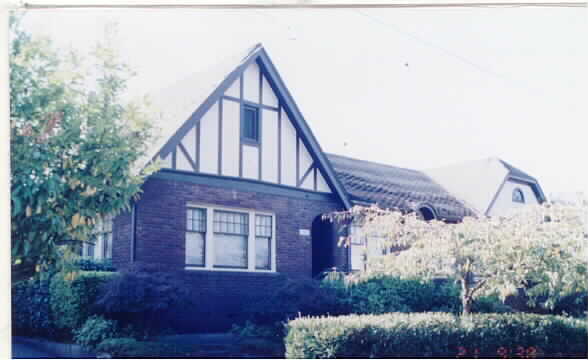 Columbia Court in Seattle, WA - Foto de edificio - Building Photo