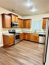 1985 Boatswain Dr in Hampton, GA - Building Photo - Building Photo