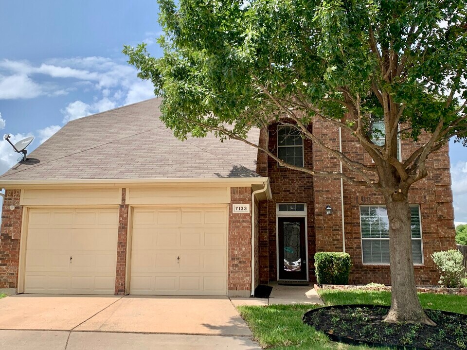 7133 Derbyshire Dr in Fort Worth, TX - Building Photo
