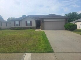 4798 W Kingsbury St in Springfield, MO - Building Photo