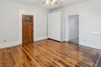 310 Paterson Plank Rd in Jersey City, NJ - Building Photo - Building Photo