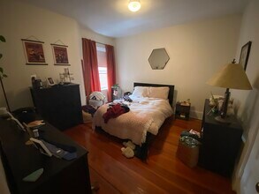 1495 Beacon St, Unit 15 in Brookline, MA - Building Photo - Building Photo