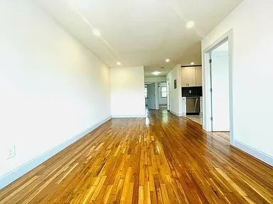 693 Autumn Ave in Brooklyn, NY - Building Photo - Building Photo