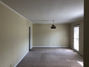 1002 Selkirk Dr in Dothan, AL - Building Photo - Building Photo