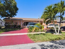 3300 Garnet Rd in Miramar, FL - Building Photo