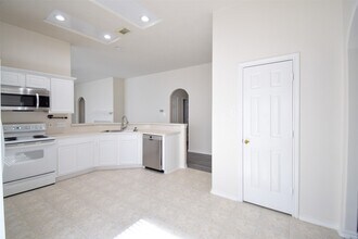22011 Gold Leaf Trail in Cypress, TX - Building Photo - Building Photo