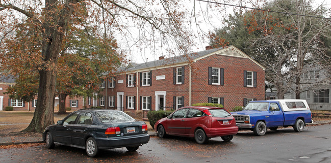 Park Court Apartments in Camden, SC - Building Photo - Building Photo