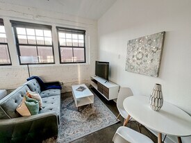 701 E 2nd St N in Wichita, KS - Building Photo