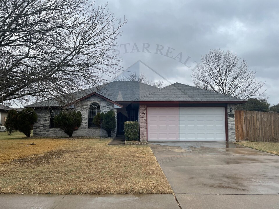 5006 Rockdale Dr in Killeen, TX - Building Photo