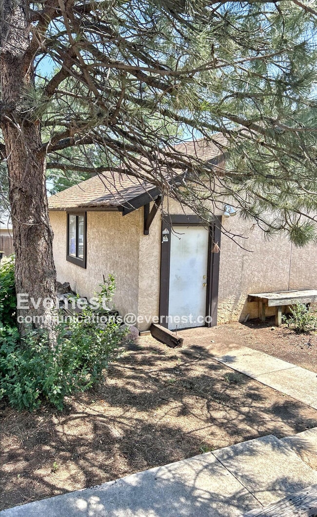 2413 N 7th St in Colorado Springs, CO - Building Photo - Building Photo