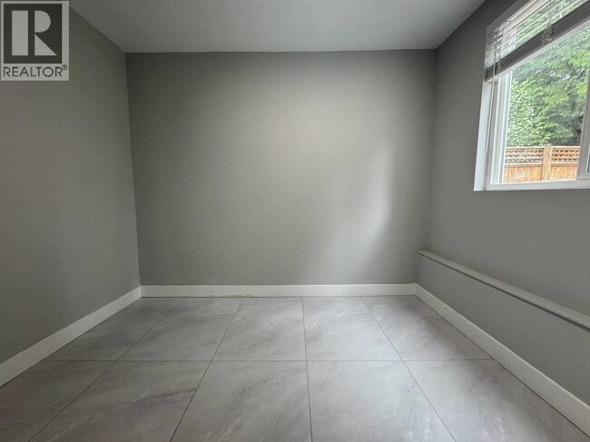 20809-20117 117 Ave in Maple Ridge, BC - Building Photo - Building Photo