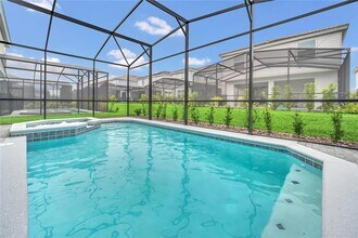 7196 Oakmoss Loop in Davenport, FL - Building Photo - Building Photo