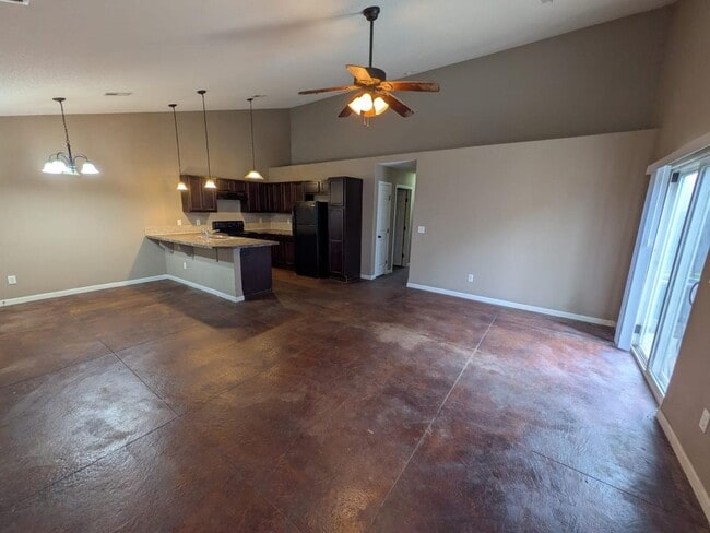 1334 N Curtis Ct in Wichita, KS - Building Photo - Building Photo