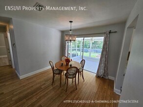2445 Indigo Dr in Clearwater, FL - Building Photo - Building Photo