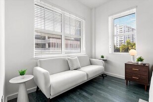 1701 Alton Rd, Unit SI ID1041732P in Miami Beach, FL - Building Photo