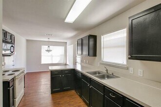 3920 Malibu Sun Dr in Fort Worth, TX - Building Photo - Building Photo