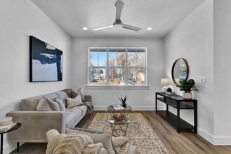 5165 W Targee St in Boise, ID - Building Photo - Building Photo