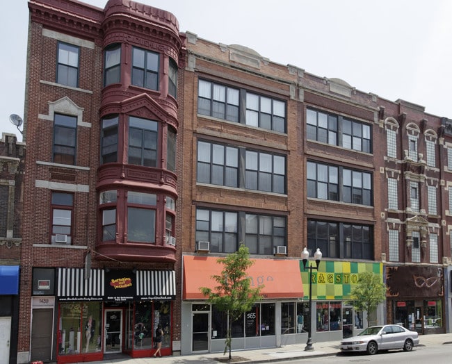 1431-1437 N Milwaukee Ave in Chicago, IL - Building Photo - Building Photo