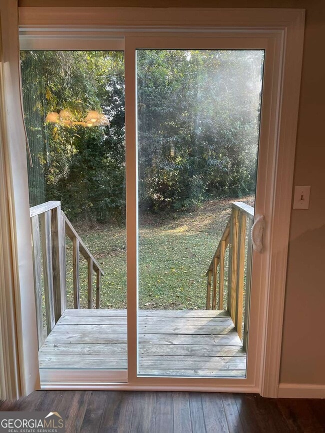 765 Mountain View Dr in Stone Mountain, GA - Building Photo - Building Photo