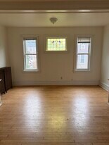 910 W Lapham Blvd, Unit Lower in Milwaukee, WI - Building Photo