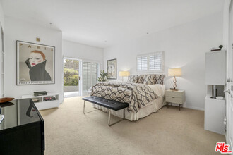 1706 Colby Ave in Los Angeles, CA - Foto de edificio - Building Photo