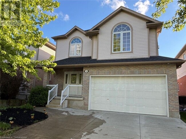property at 593 Woolgrass Ave